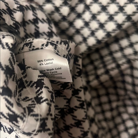 Talbots Black and White Notched Collar 3/4 Sleeve Blouse 327 - Picture 9 of 9